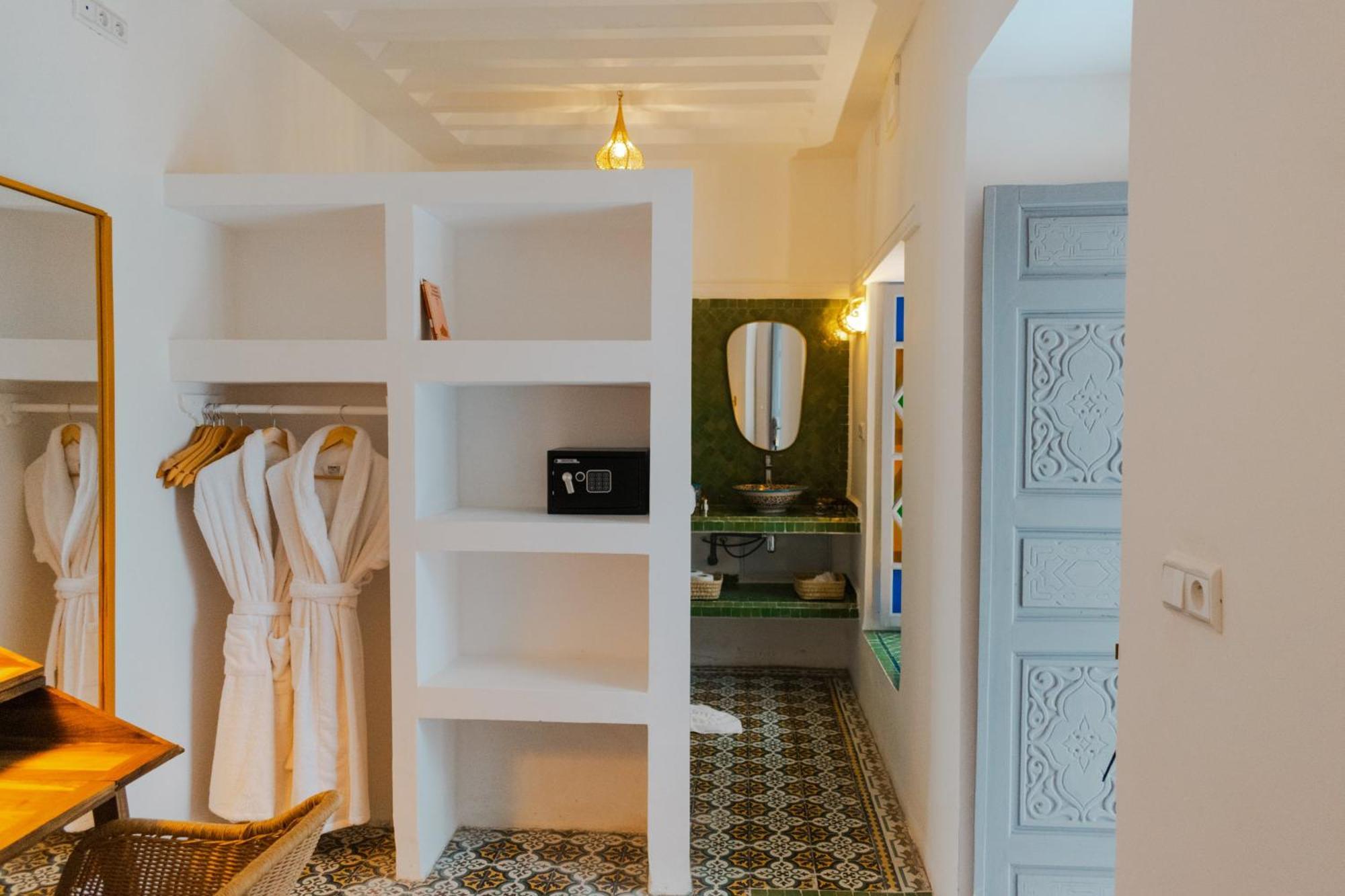Boutique Hotel La Maison Darts Et Medicine Marrakesh Chambre photo